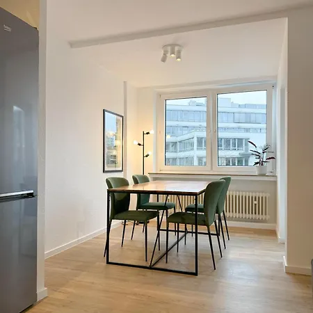 Zentrales City-apartment Mit Free Wifi & Self Check-in & Balkon * Essen