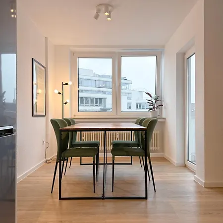 Zentrales 65qm City-apartment Mit Free Wifi & Self Check-in *