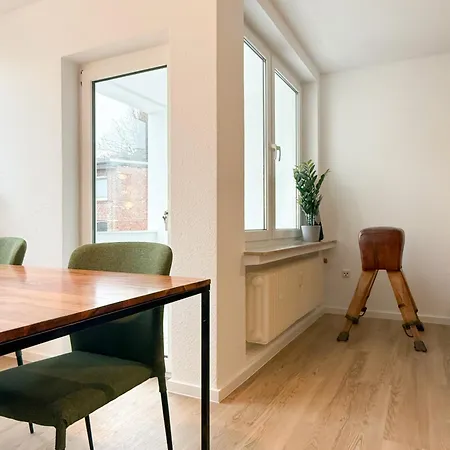 Zentrales 65qm City-apartment Mit Free Wifi & Self Check-in