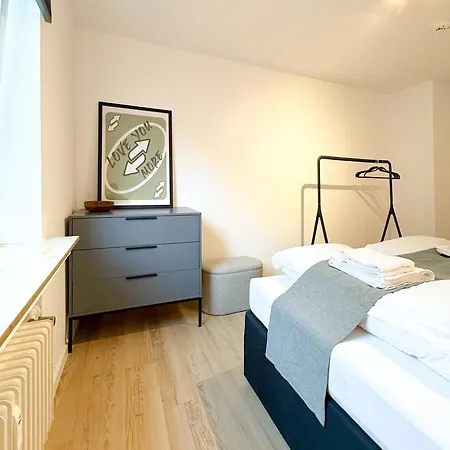 Zentrales City-apartment Mit Free Wifi & Self Check-in & Balkon *