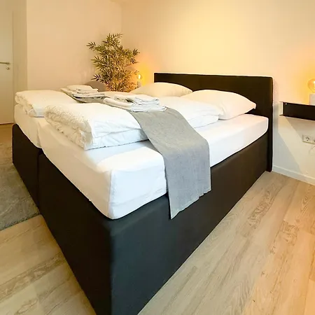 Zentrales City-apartment Mit Free Wifi & Self Check-in & Balkon * אסן