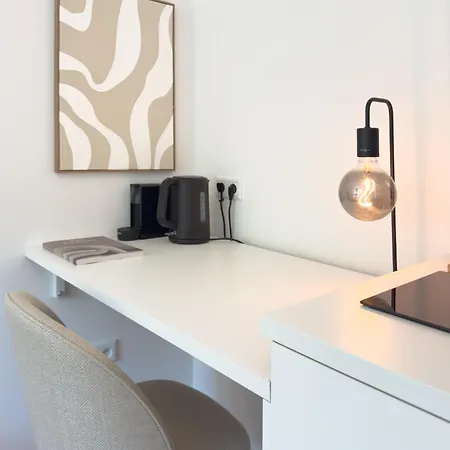 Zentrales City-apartment Mit Free Wifi & Self Check-in & Balkon * אסן