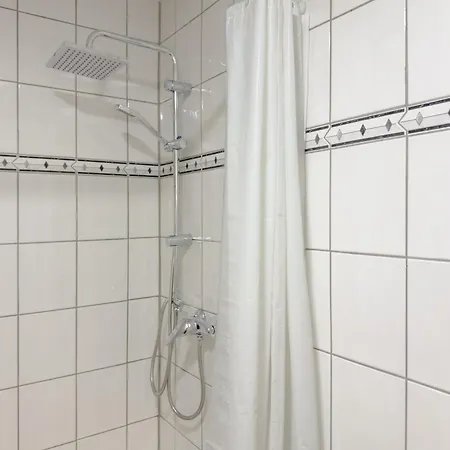 Zentrales City-apartment Mit Free Wifi & Self Check-in & Balkon * אסן