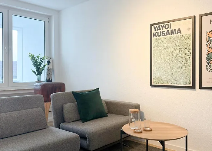 Zentrales City-apartment Mit Free Wifi & Self Check-in & Balkon