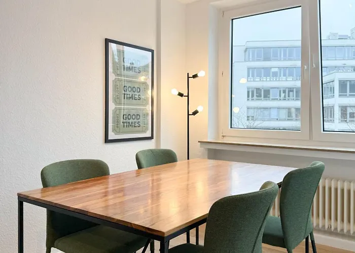 Daire Zentrales City-apartment Mit Free Wifi & Self Check-in & Balkon *