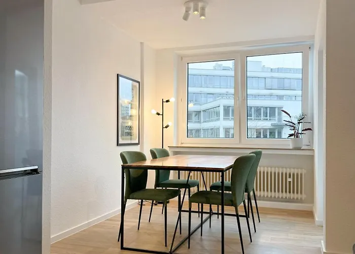 Zentrales City-apartment Mit Free Wifi & Self Check-in & Balkon * Эссен