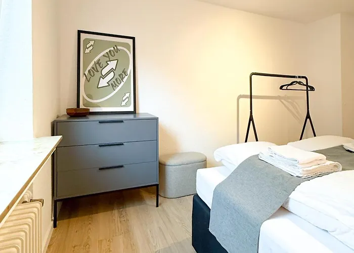 Zentrales City-apartment Mit Free Wifi & Self Check-in & Balkon *