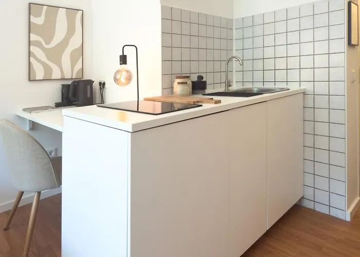 Lejlighed Zentrales City-apartment Mit Free Wifi & Self Check-in & Balkon