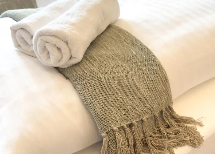 Апартаменты Zentrales City-apartment Mit Free Wifi & Self Check-in & Balkon *