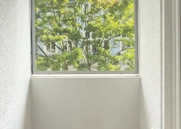 Апартаменты Zentrales City-apartment Mit Free Wifi & Self Check-in & Balkon *